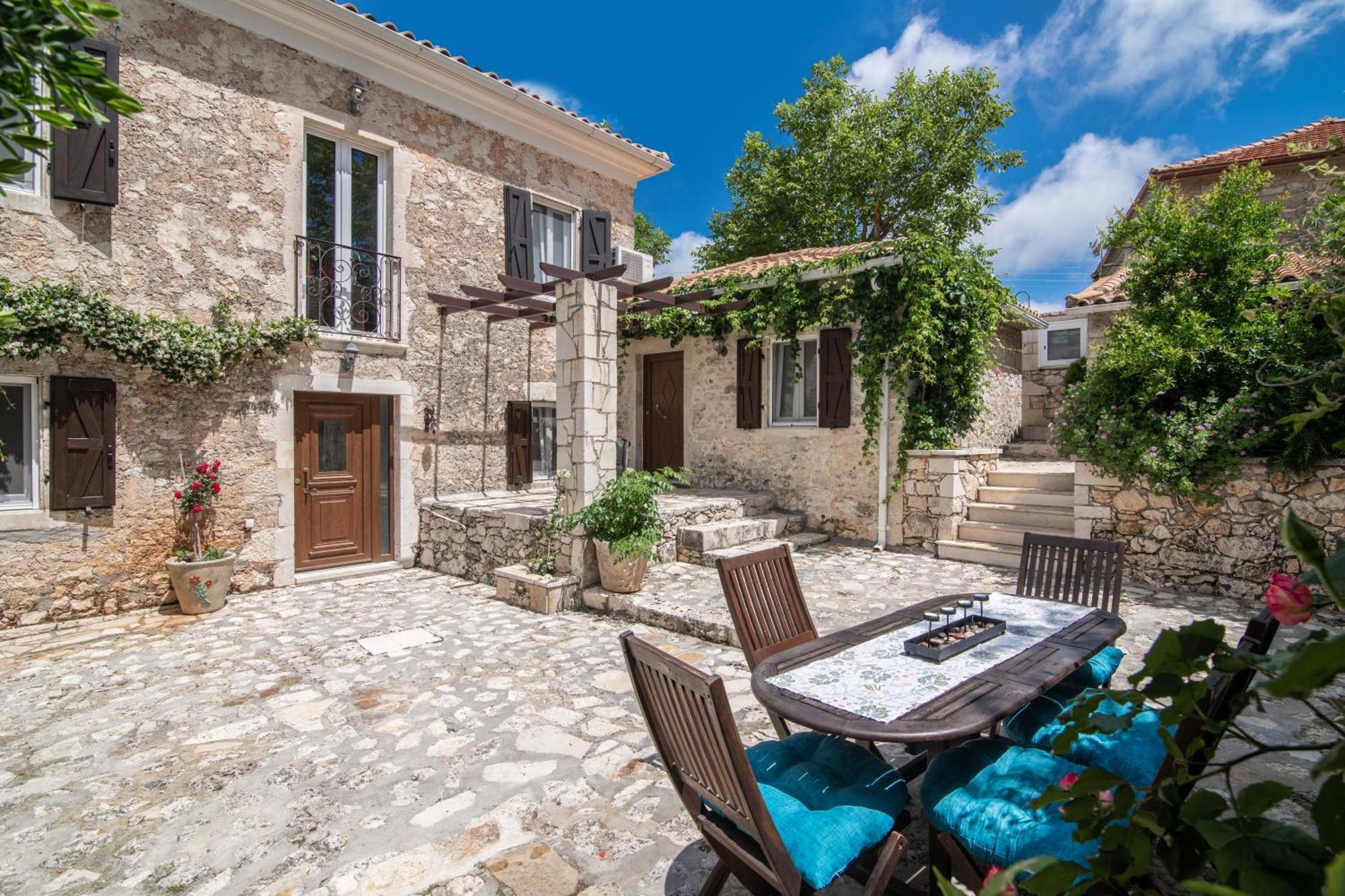 Vila Callisto- Elegant Restored With Pool *